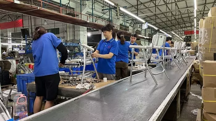 আপনার ব্যবসার জন্য সেরা রোলিং ঝরনা কমোড চেয়ার কীভাবে চয়ন করবেন?